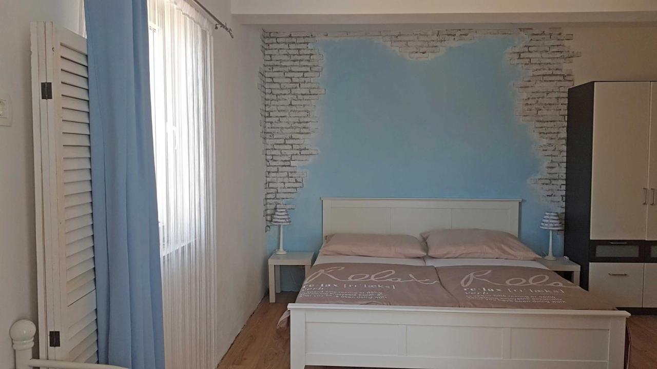 Hamo Apartments Lumbarda Exterior foto
