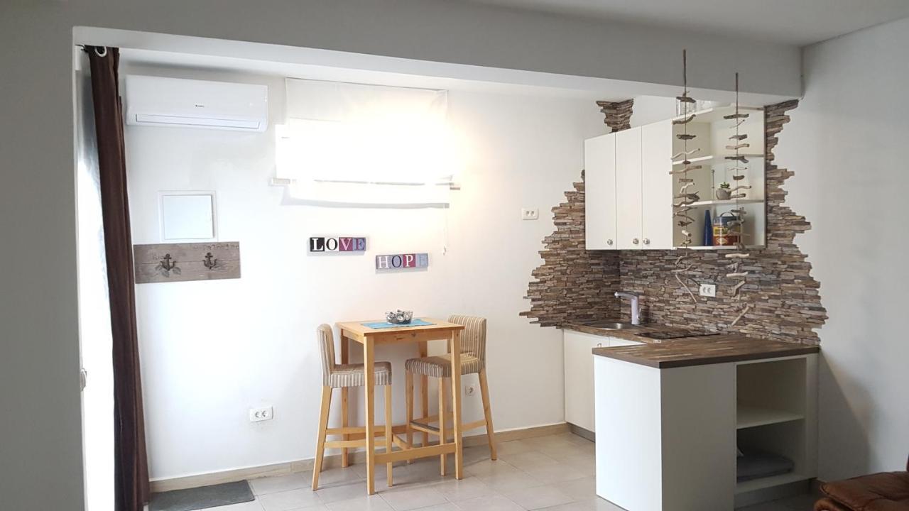 Hamo Apartments Lumbarda Exterior foto